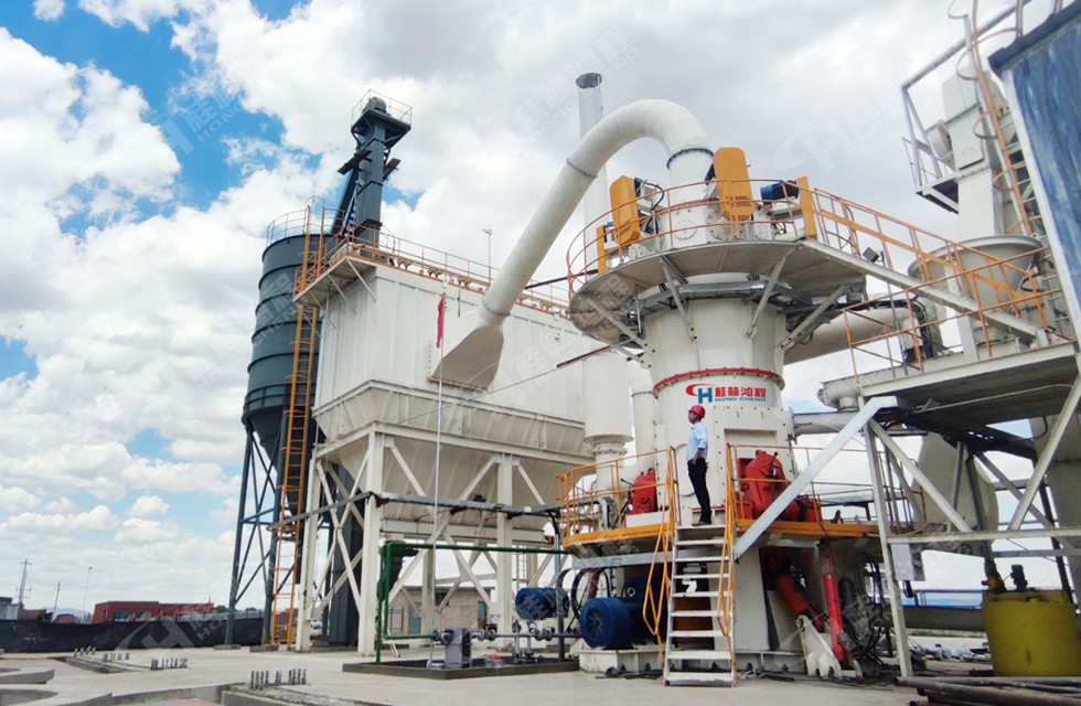 高嶺土超細(xì)磨粉機(jī) 高嶺土超細(xì)磨粉機(jī)