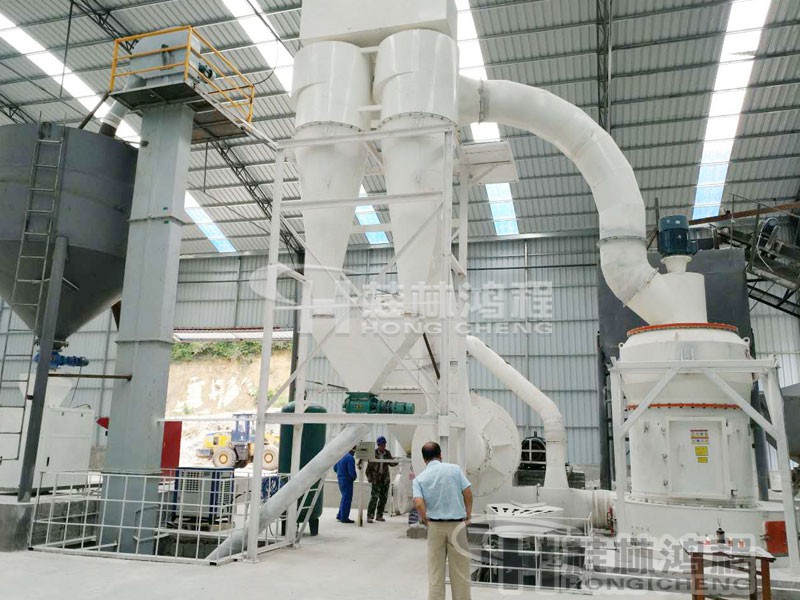 硅礦石100目雷蒙磨粉機多少錢一臺