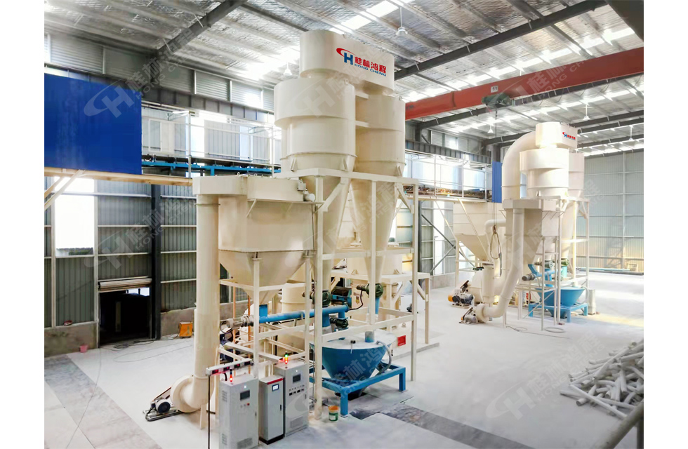 4臺HC1900雷蒙磨齊上陣,助力客戶提效益,促進發展! 4臺HC1900雷蒙磨齊上陣,助力客戶提效益,促進發展!