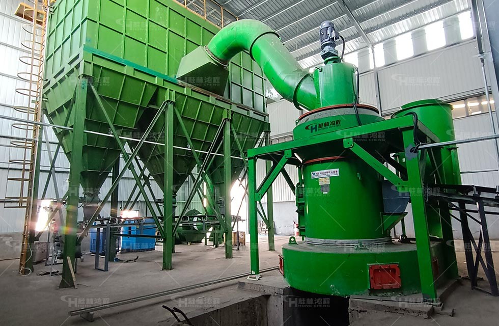 石油焦磨粉機(jī) 石油焦磨粉機(jī)